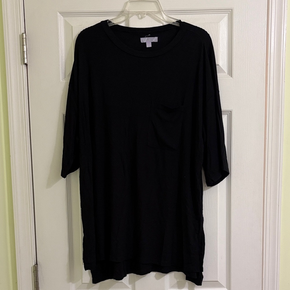 Classic Black Short Sleeve Women's Tee